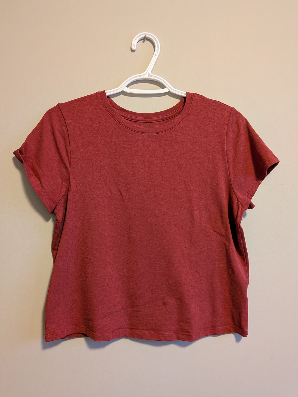 Old Navy Women’s Bestee Short Sleeve T‑Shirt in Dusty Red